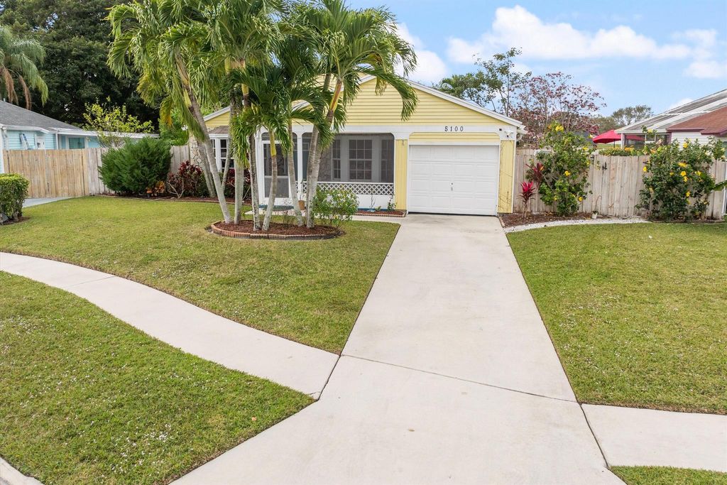 Photo of 5100 Addie Court, Boynton Beach, FL 33472 (MLS # R11080651)