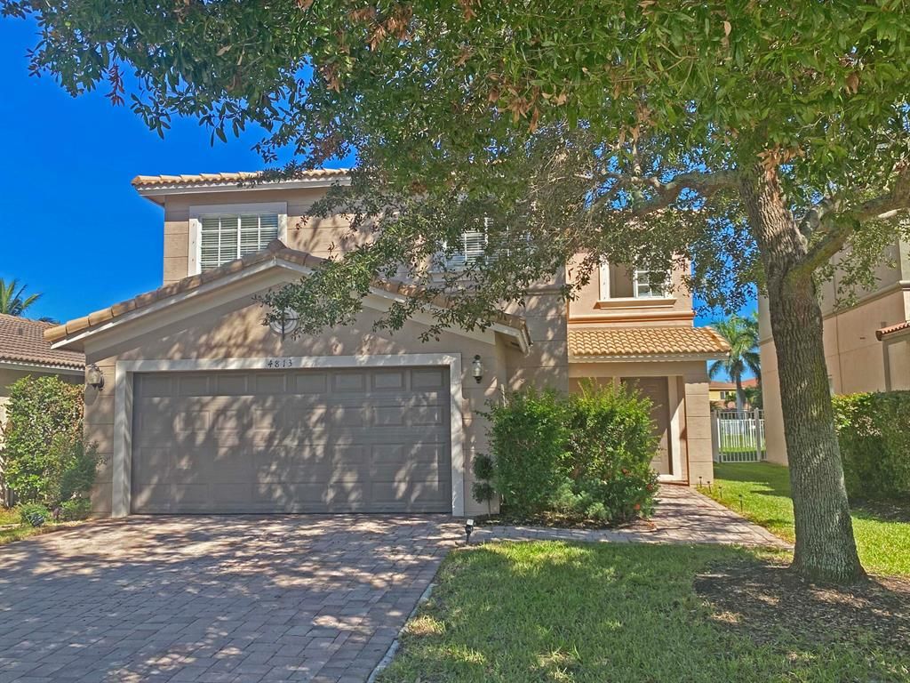 Photo of 4813 SE Graham Drive, Stuart, FL 34996 (MLS # R10753657)