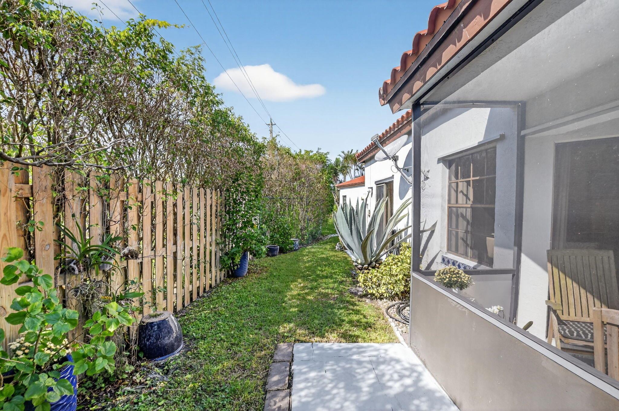 WELLINGTON OF WELLINGTON - Residential