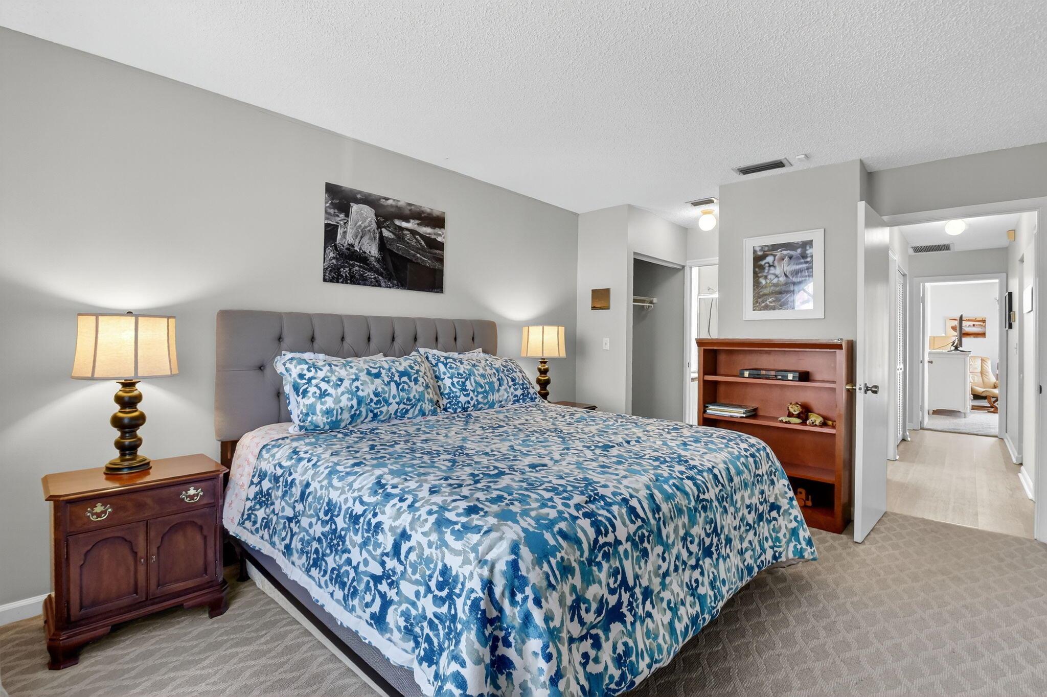 WELLINGTON OF WELLINGTON - Residential