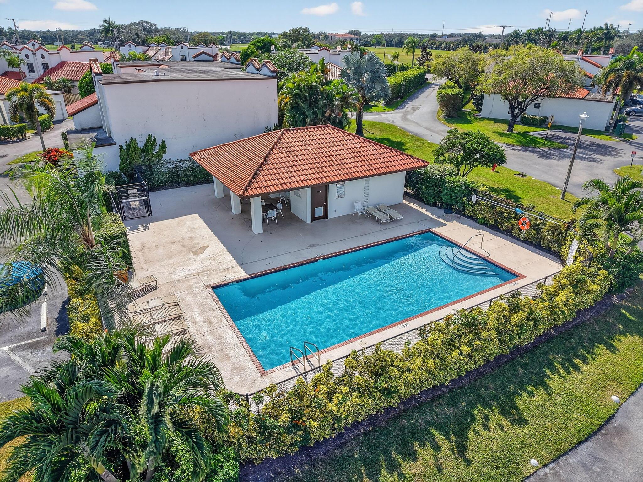 WELLINGTON OF WELLINGTON - Residential