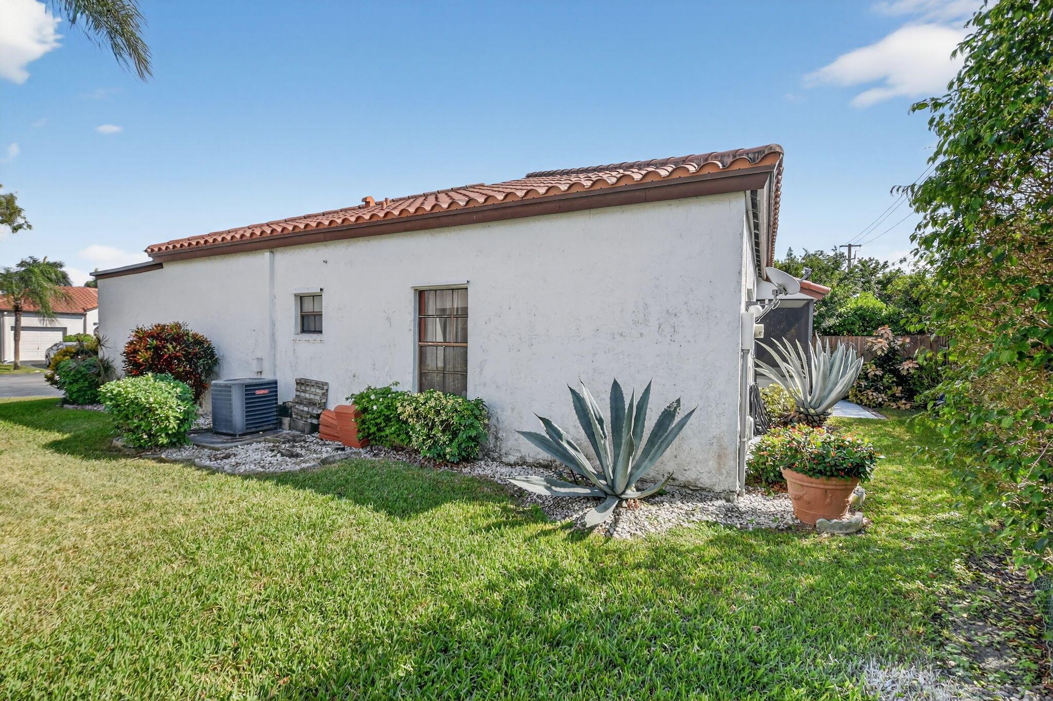 WELLINGTON OF WELLINGTON - Residential