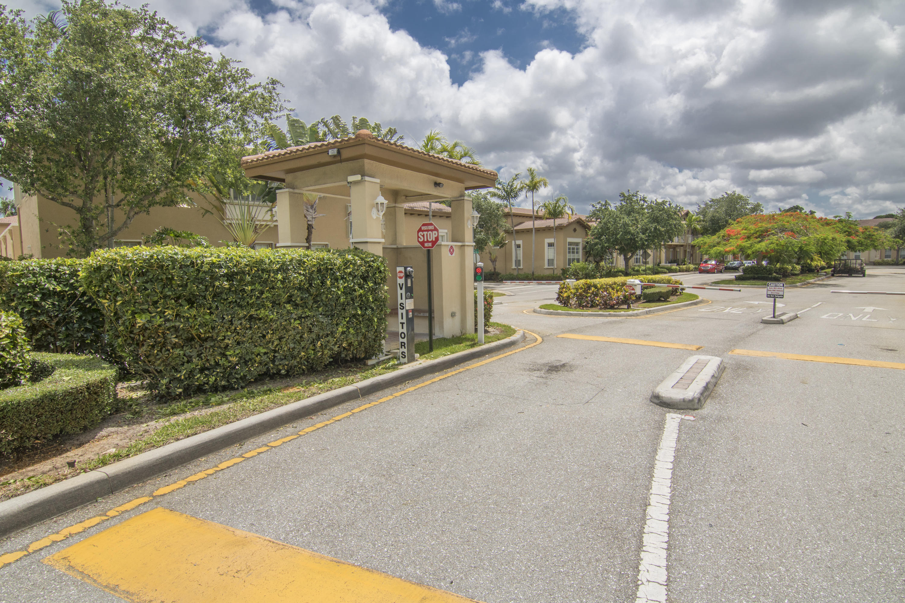 CANTERBURY AT QUANTUM VILLAGE - Residential Lease