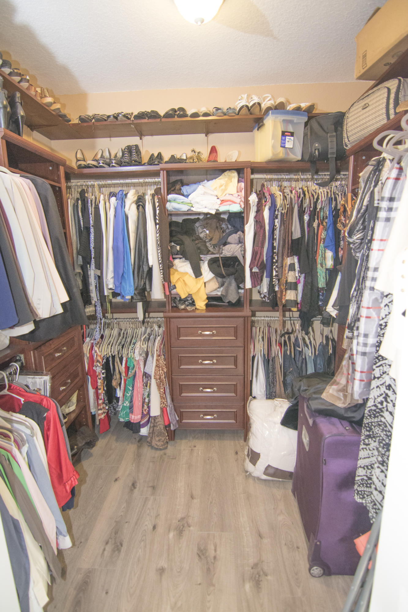 CANTERBURY AT QUANTUM VILLAGE - Residential Lease