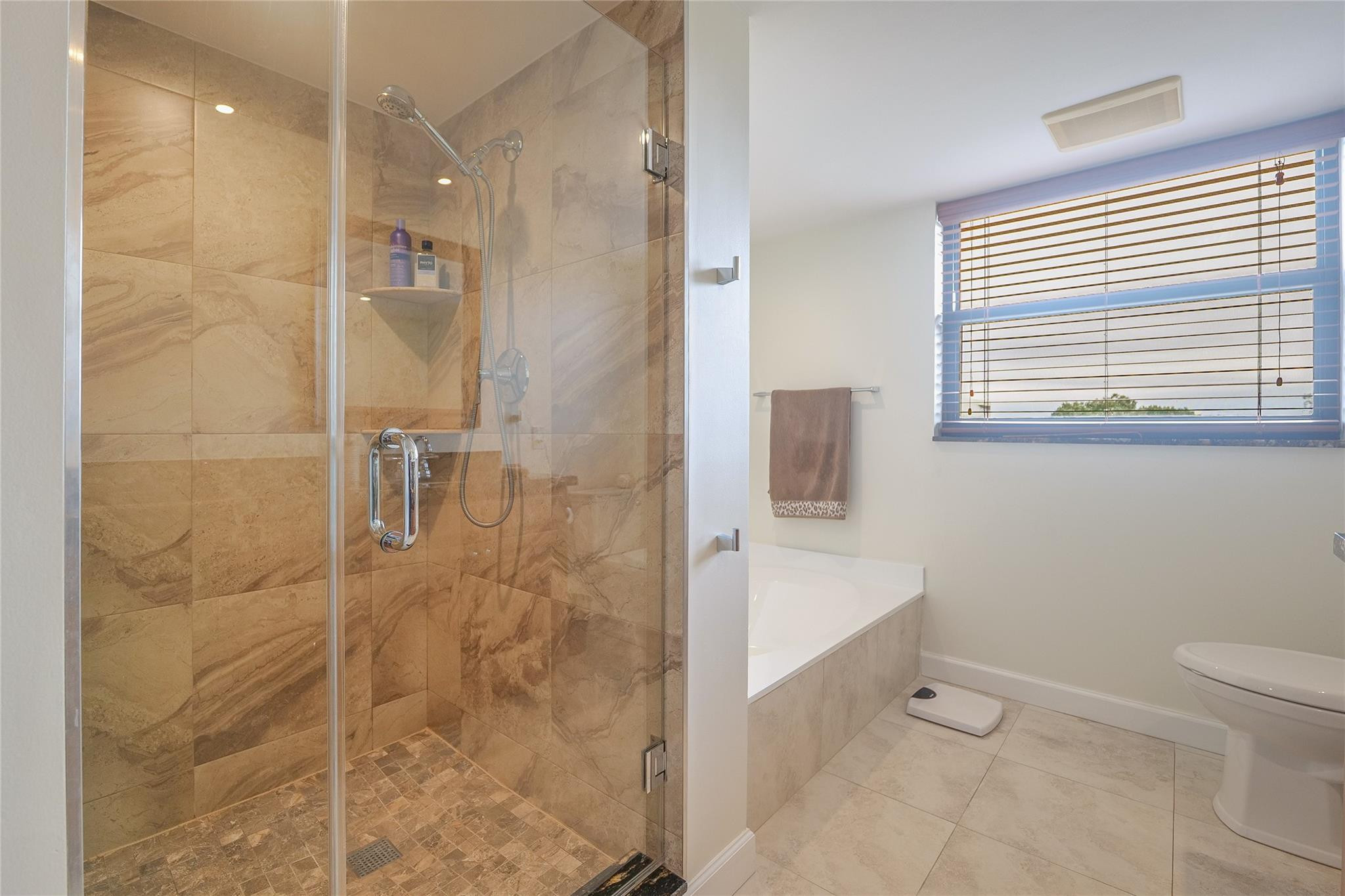 ENVIRON TOWERS - Residential