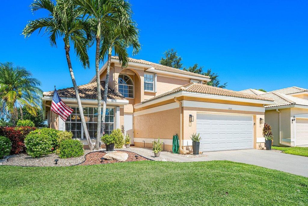 Photo of 13606 Paisley Drive, Delray Beach, FL 33446 (MLS # R11008068)