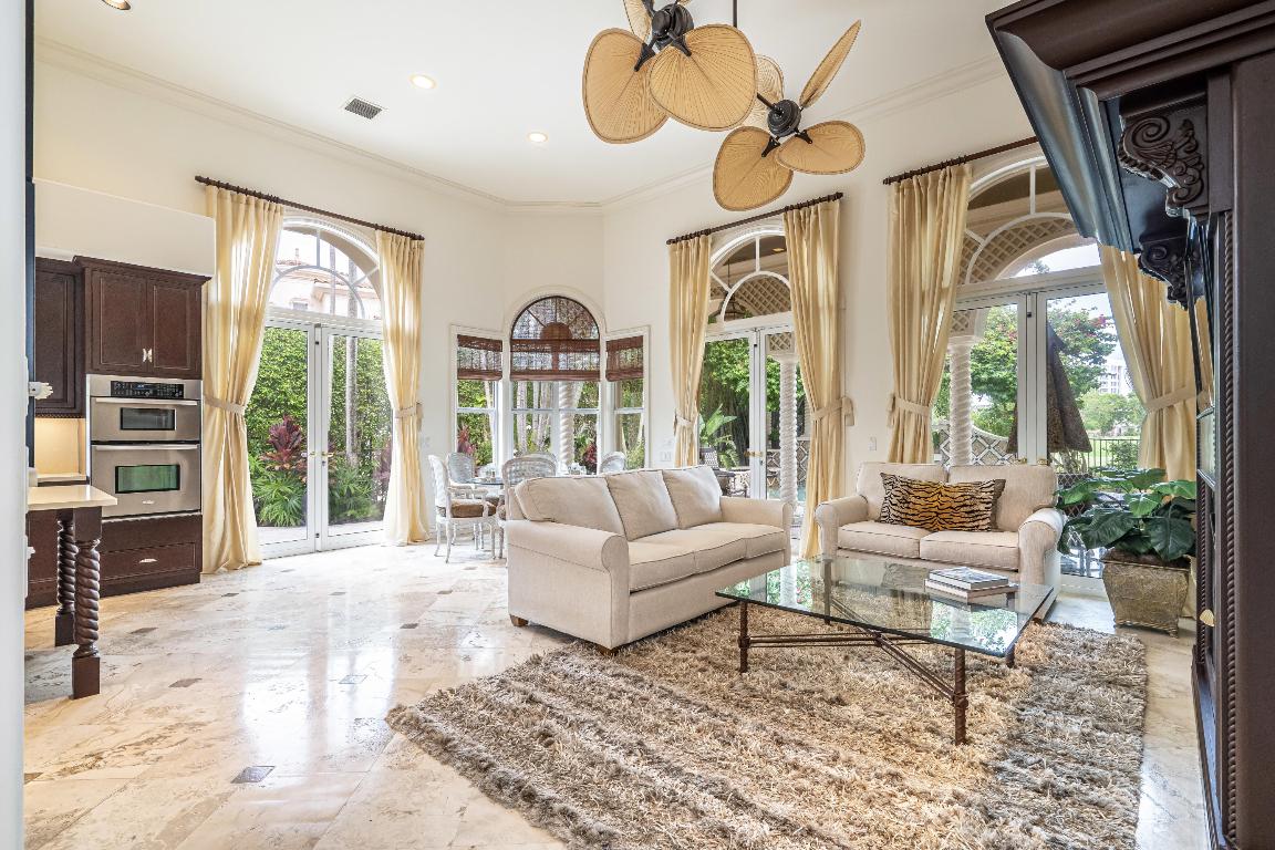 ADDISON ESTATES - Residential