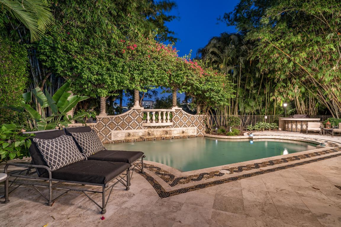 ADDISON ESTATES - Residential