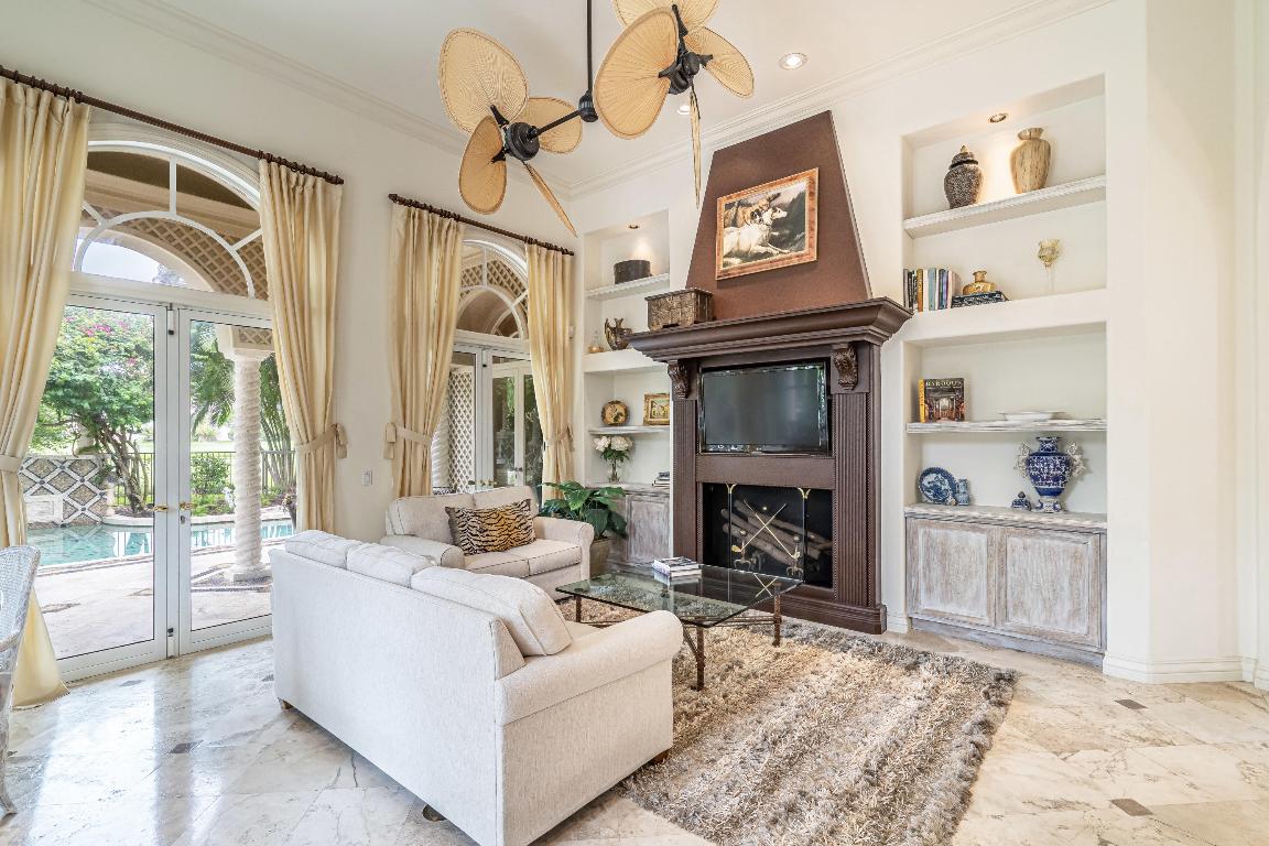 ADDISON ESTATES - Residential