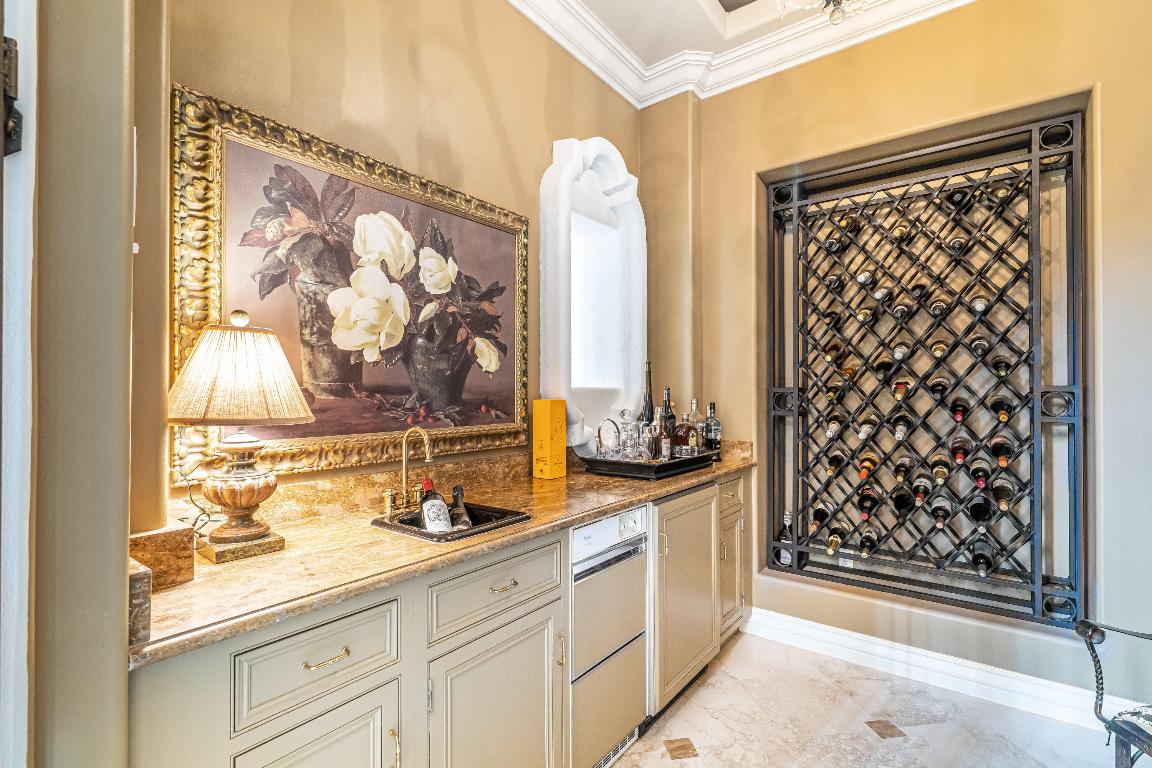 ADDISON ESTATES - Residential