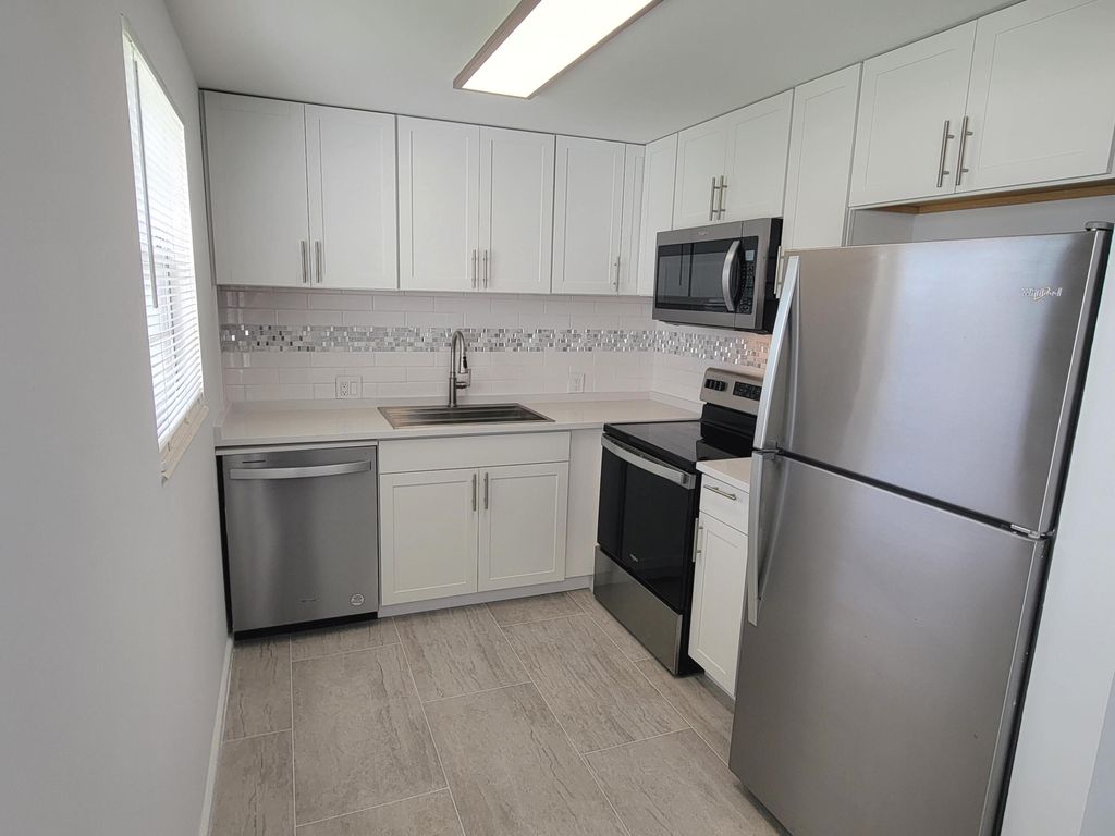 Photo of 613 Fanshaw #613, Boca Raton, FL 33434 (MLS # B26015236)