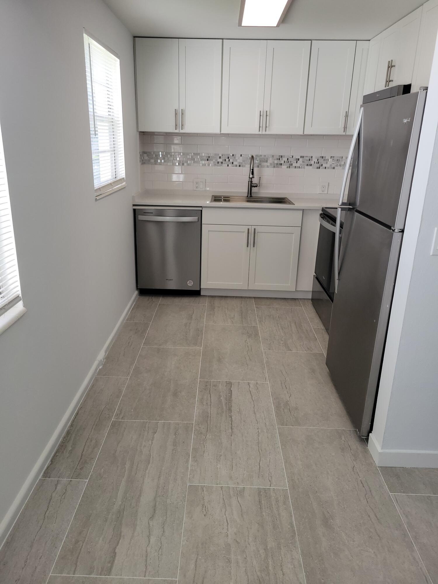 FANSHAW AT CENTURY VILLAGE CONDO - Residential