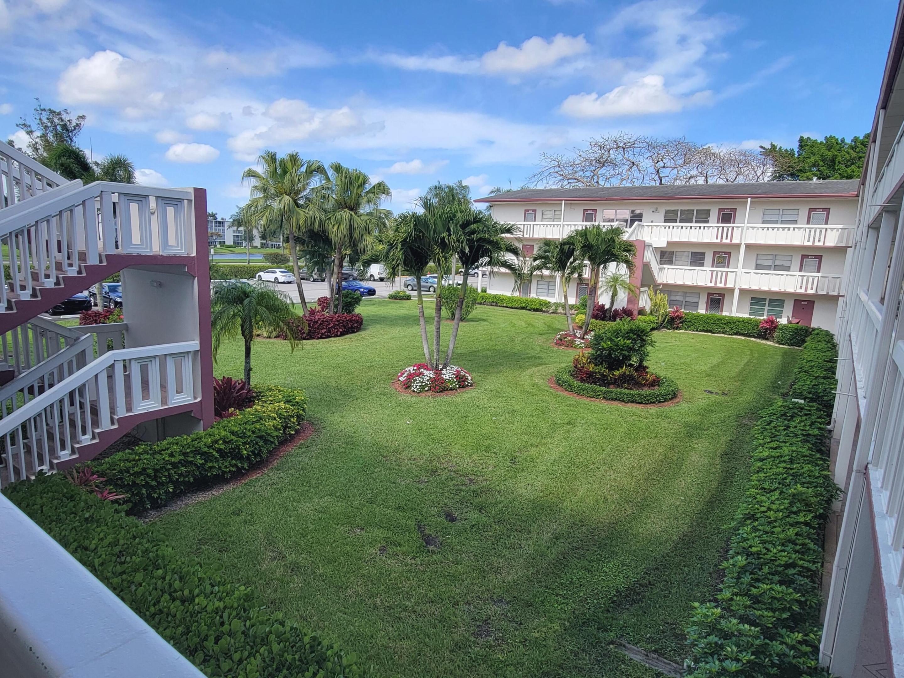 FANSHAW AT CENTURY VILLAGE CONDO - Residential