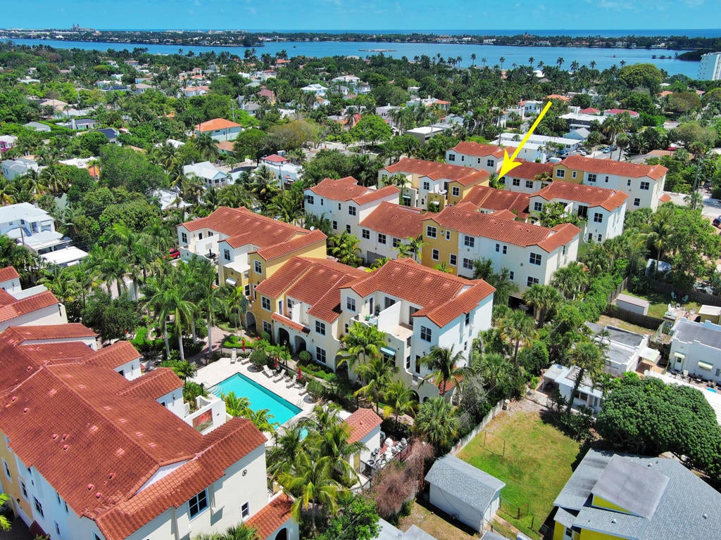3673 Historic Lane, West Palm Beach FL 33401