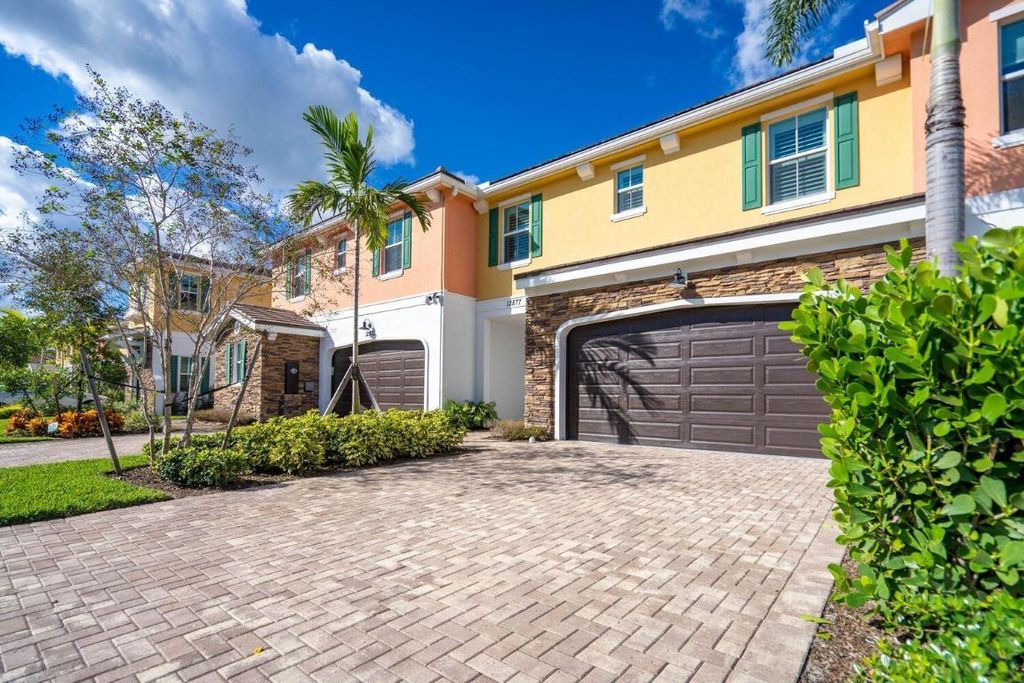 Photo of 12877 Trevi Isle Drive, Palm Beach Gardens, FL 33418 (MLS # R10966205)