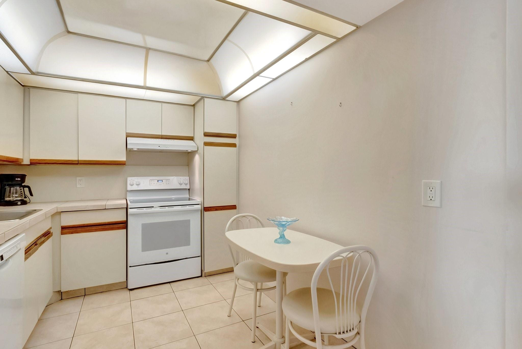 Boca Teeca - Residential