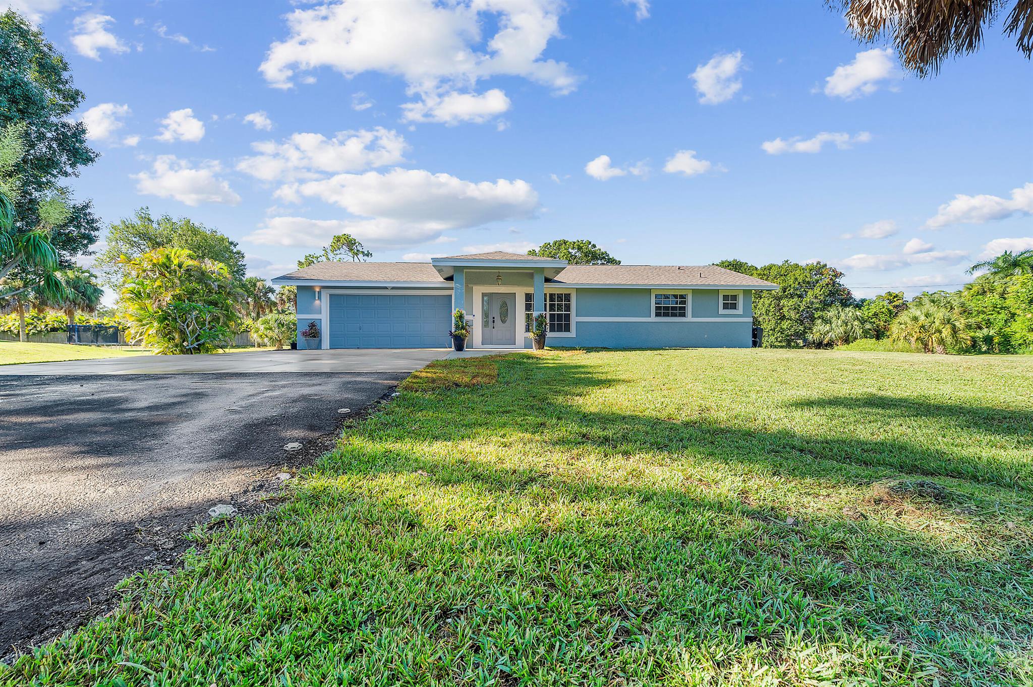 18682 49th Street N