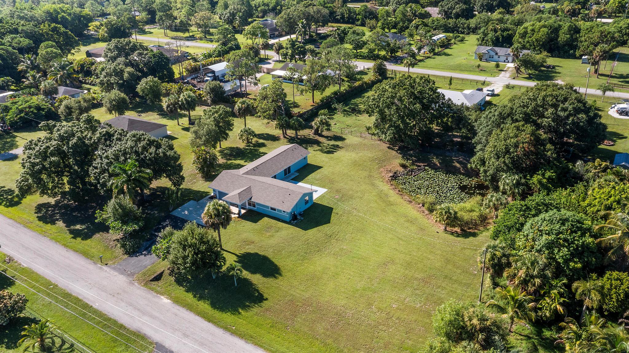 18682 49th Street N