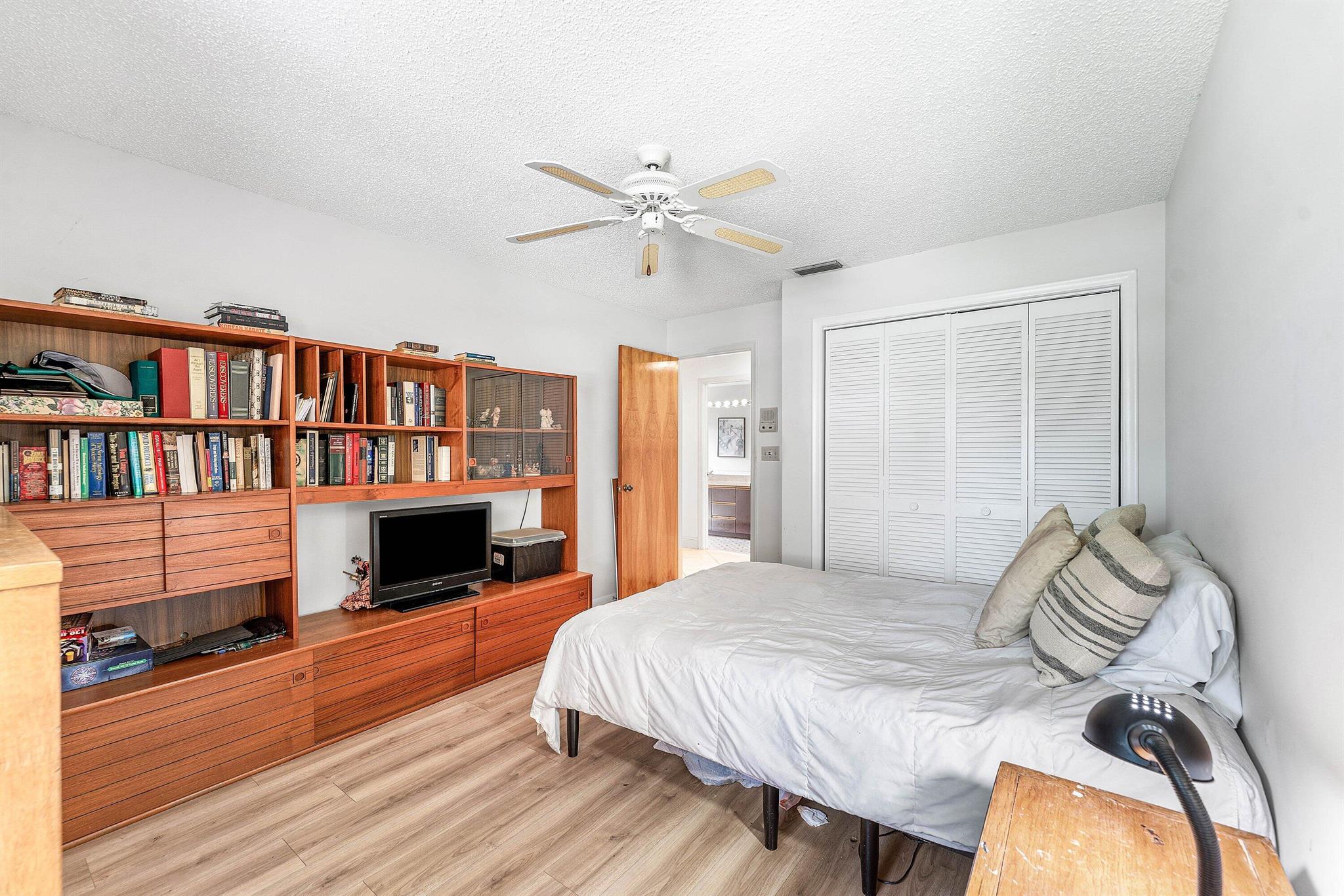 BOCA TIERRA 1ST SEC - Residential