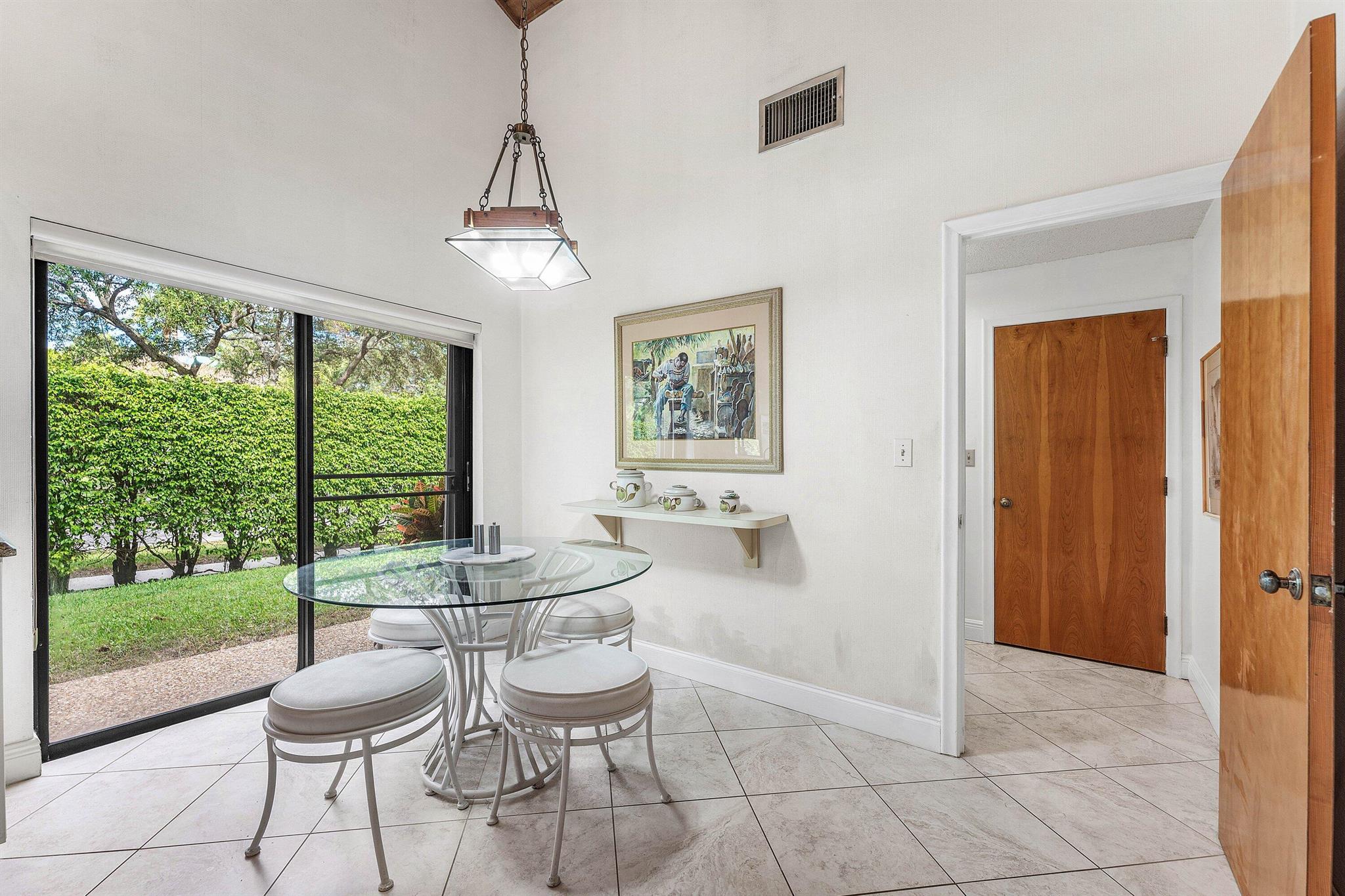 BOCA TIERRA 1ST SEC - Residential