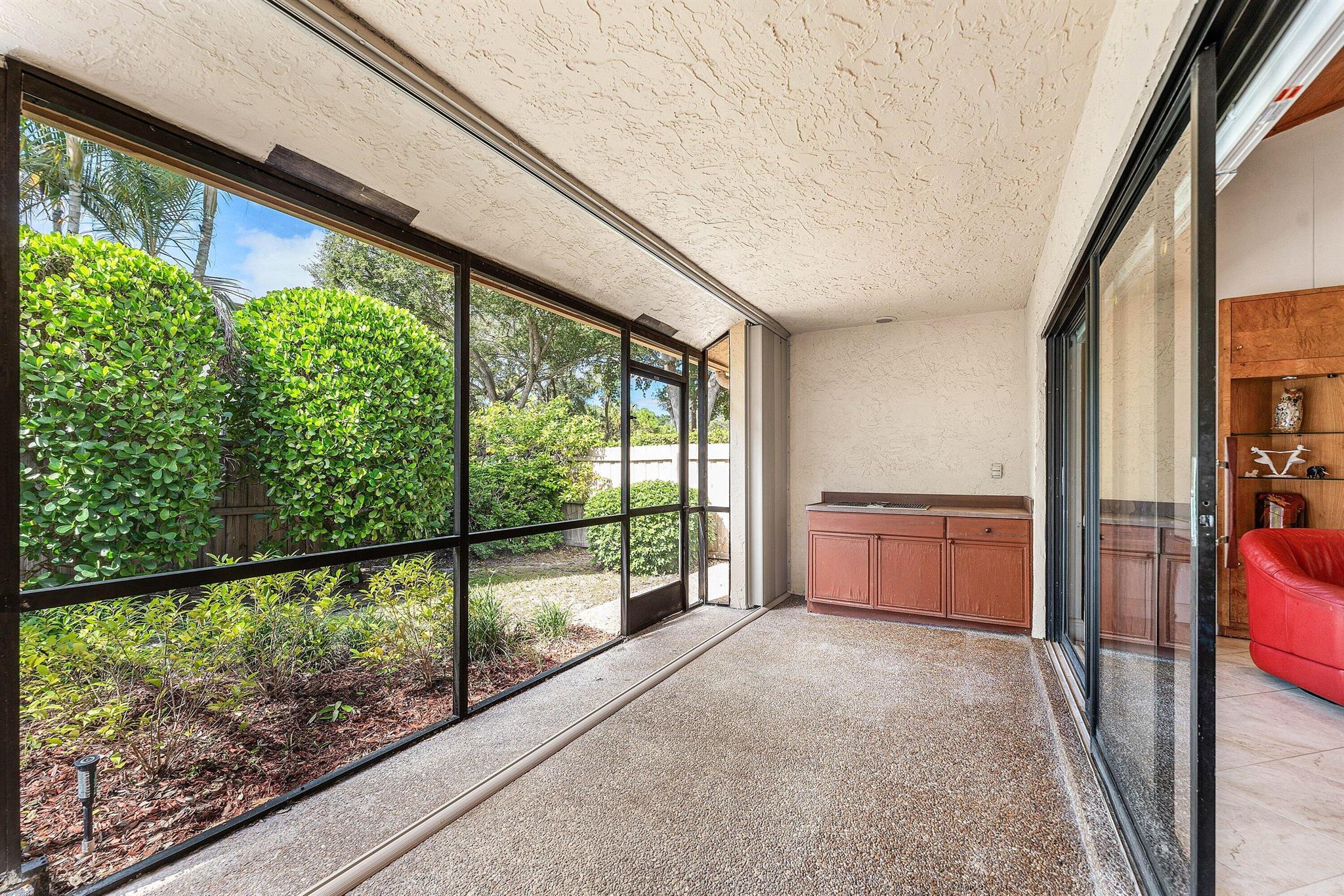 BOCA TIERRA 1ST SEC - Residential