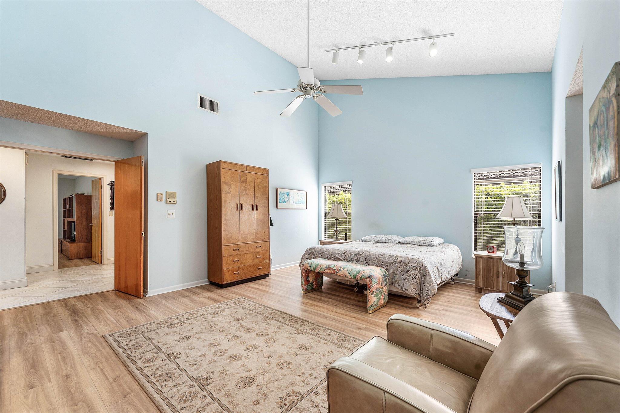 BOCA TIERRA 1ST SEC - Residential