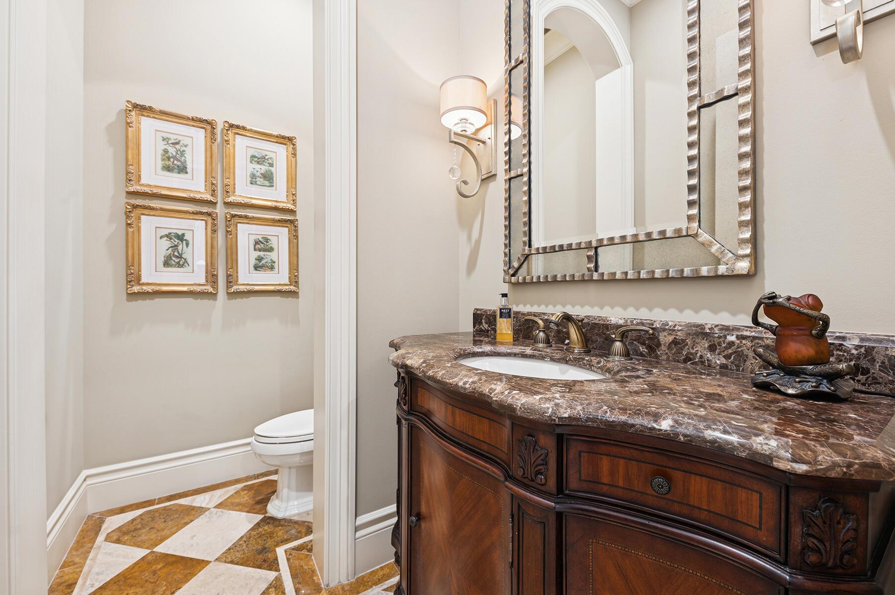 ROYAL PALM YACHT & COUNTR - Residential