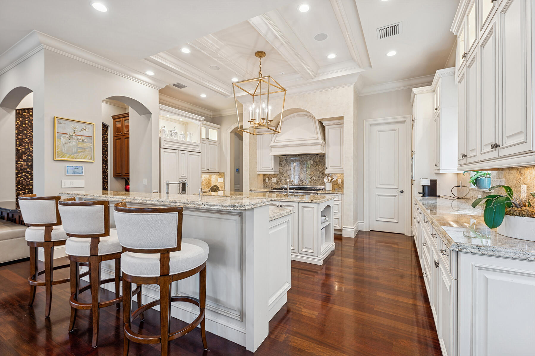 ROYAL PALM YACHT & COUNTRY CLUB - Residential