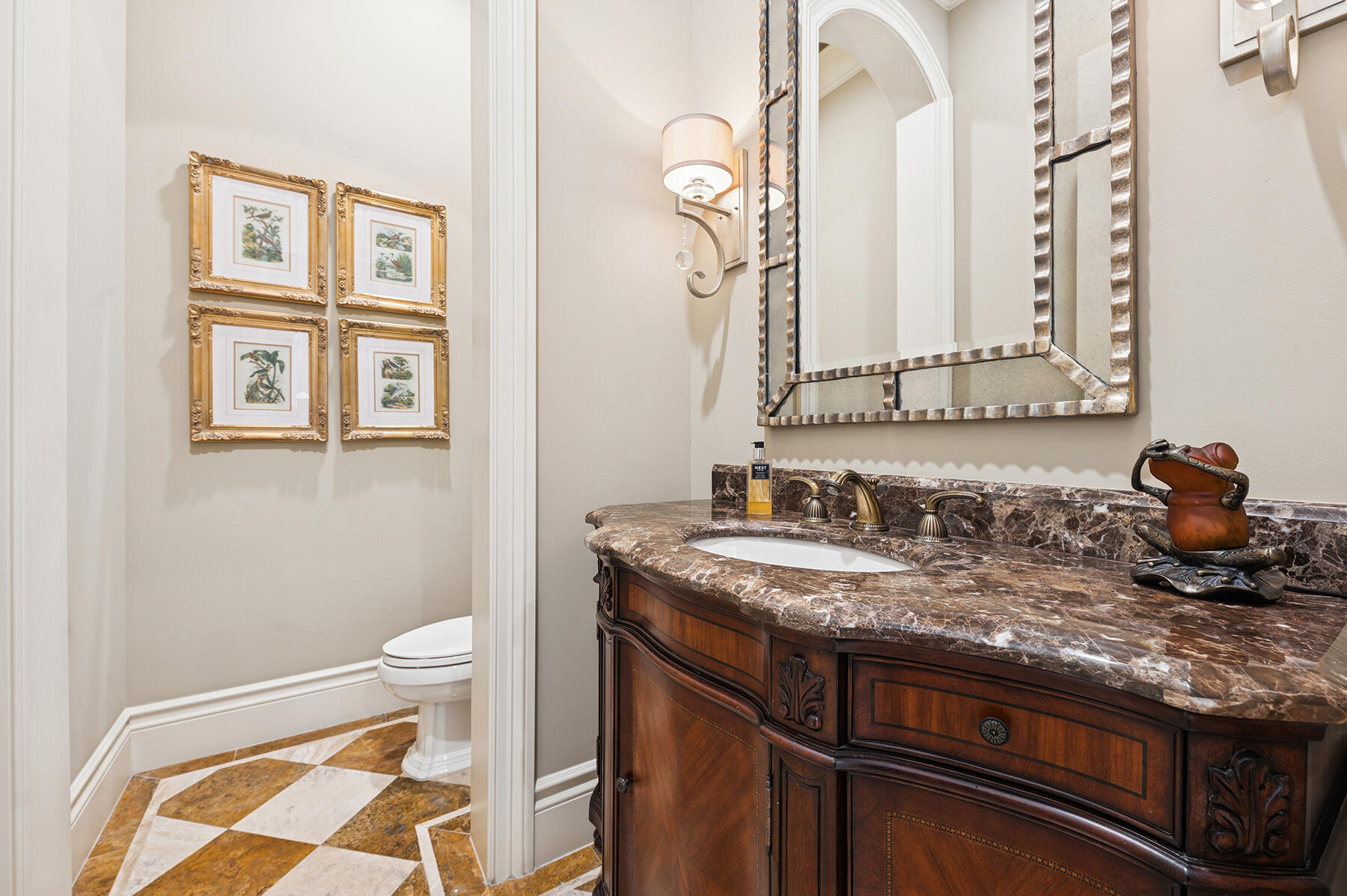 ROYAL PALM YACHT & COUNTRY CLUB - Residential