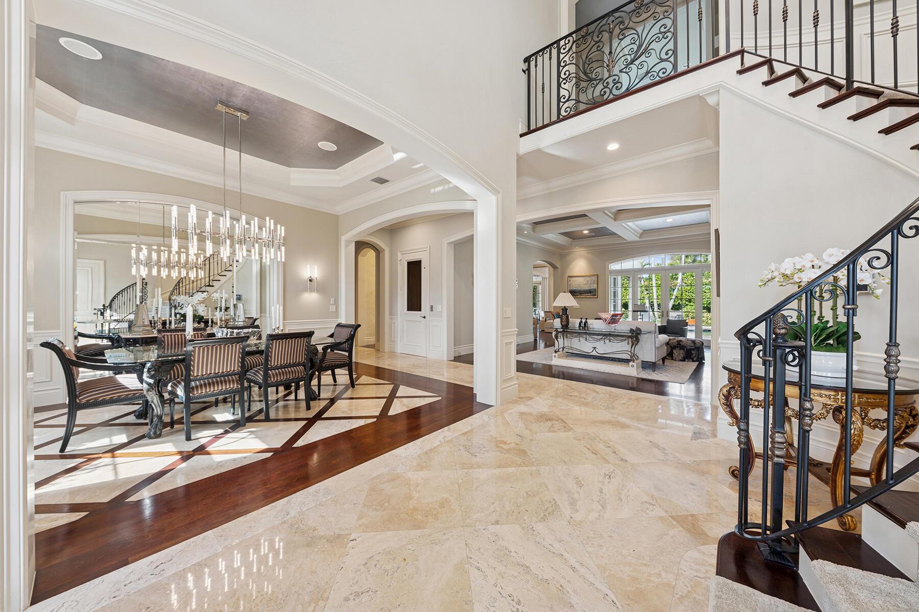 ROYAL PALM YACHT & COUNTR - Residential