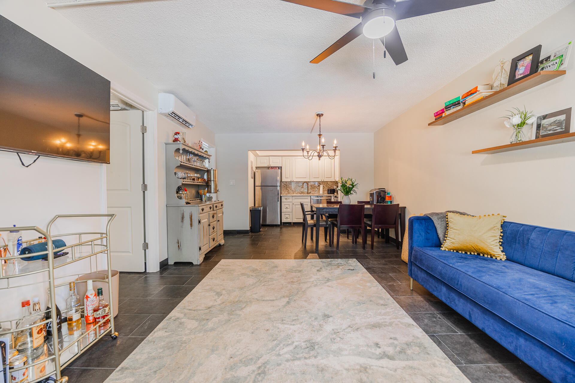 HAMPTON EAST CONDO - Residential