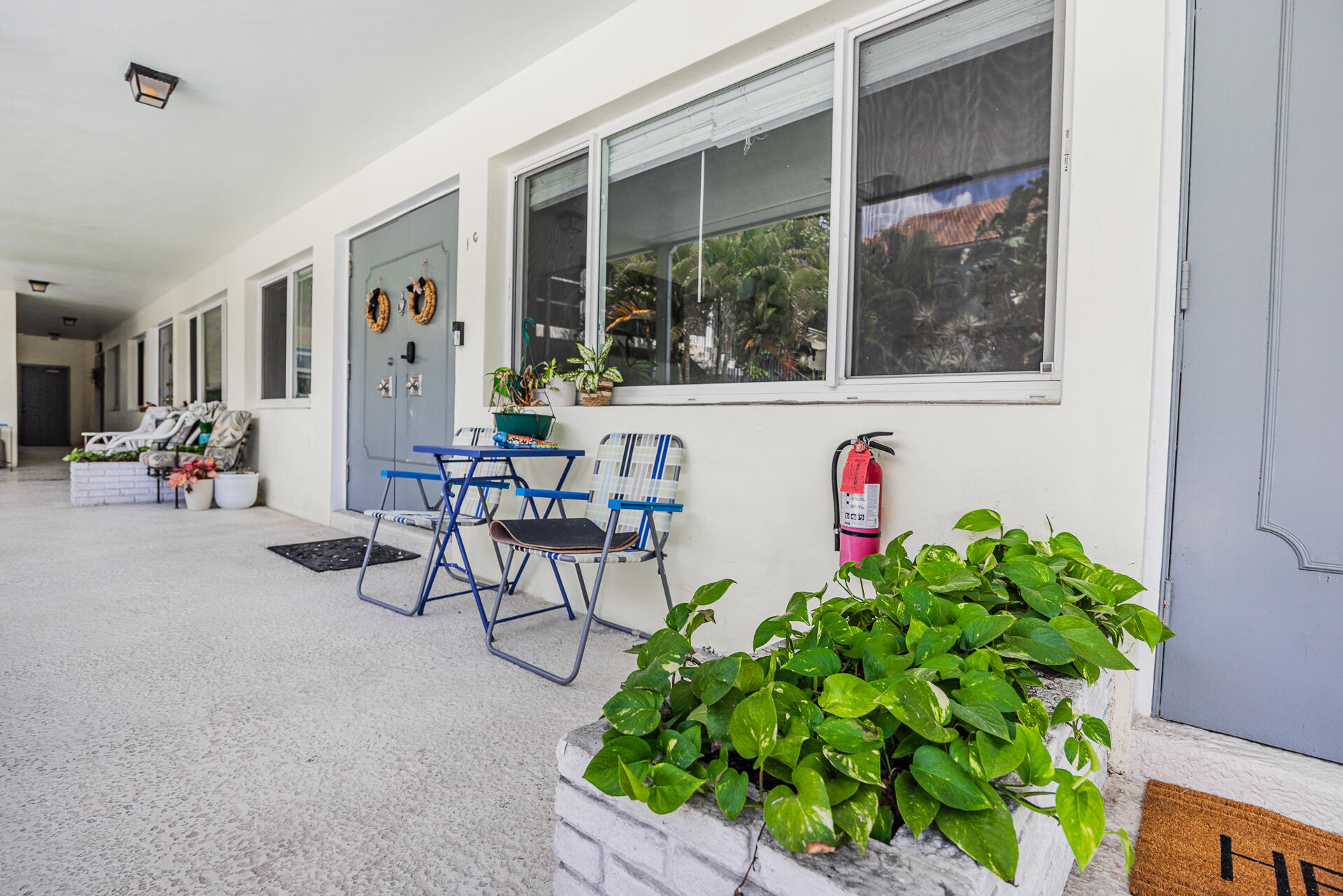 HAMPTON EAST CONDO - Residential