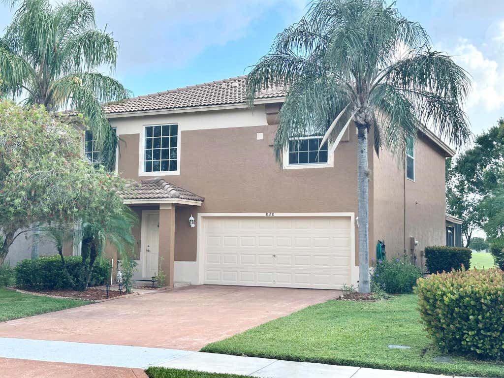 Photo of 820 NW Greenwich Court, Port St Lucie, FL 34983 (MLS # R10894124)