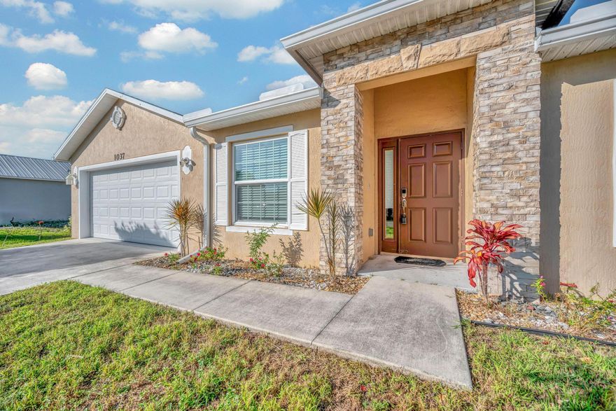 Fully furnished 4-bedroom, 2-bathroom home with a 2-car garage, located near major retailers, restaurants, and schools. Spacious, comfortable, and move-in ready--perfect for families or professionals seeking convenience and a great location. 

Move in Requirements: First Last and Security 
Pets allowed 2 max.