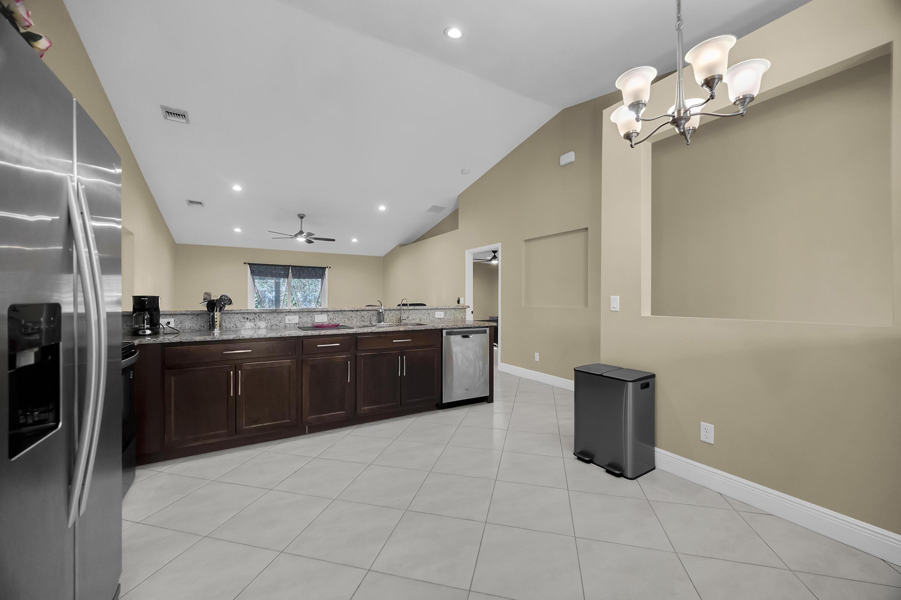 PORT ST LUCIE SECTION 15 - Residential Lease