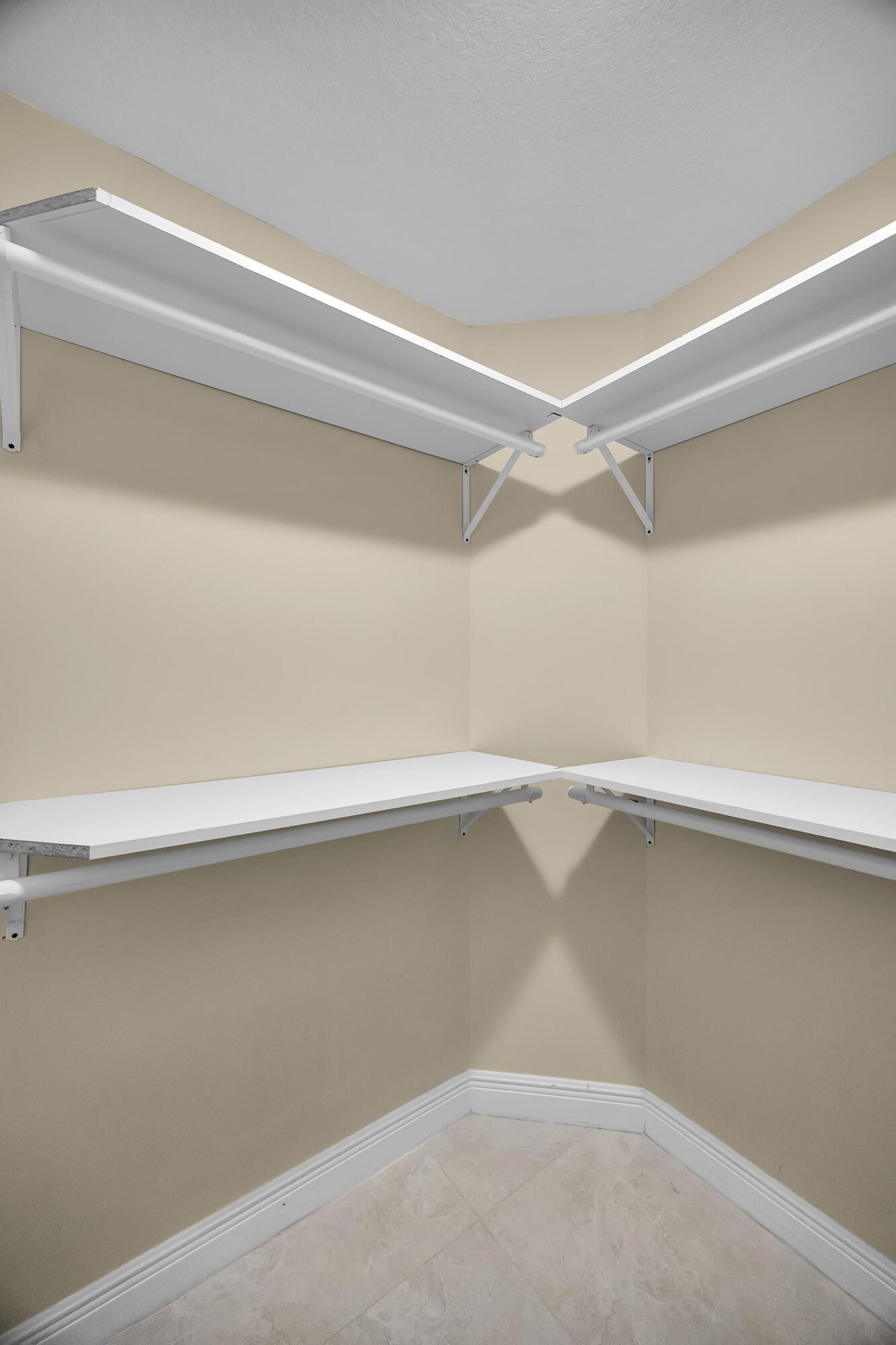 PORT ST LUCIE SECTION 15 - Residential Lease