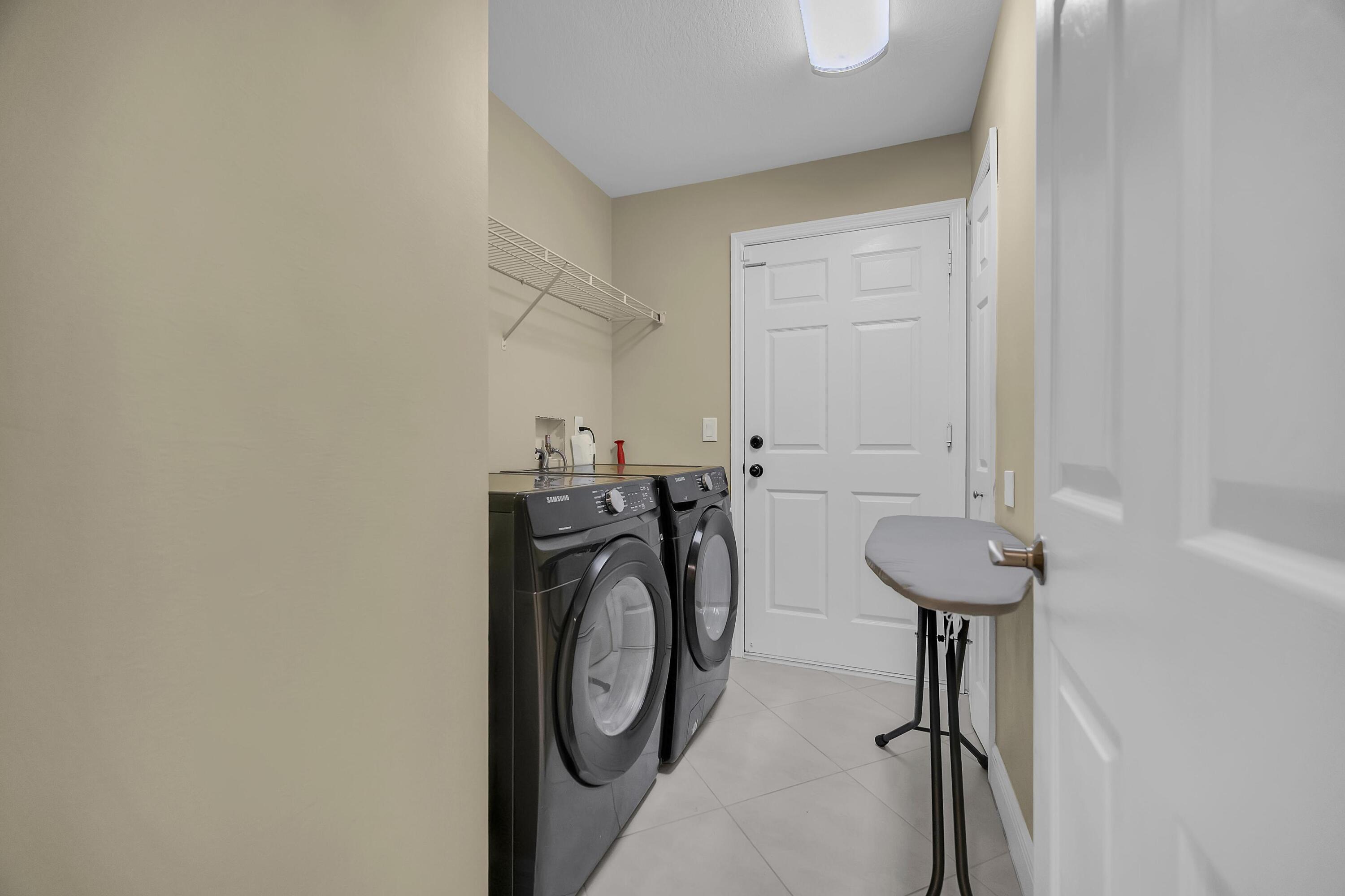 PORT ST LUCIE SECTION 15 - Residential Lease