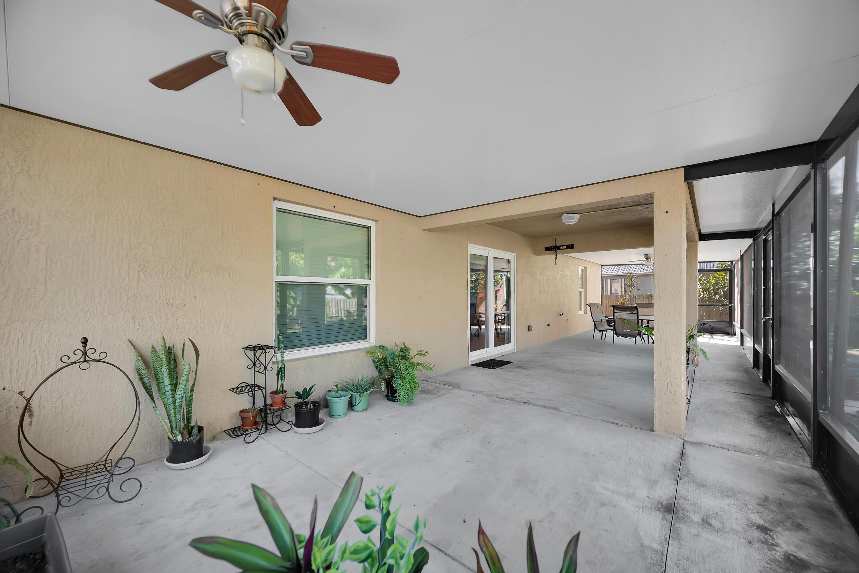 PORT ST LUCIE SECTION 15 - Residential Lease