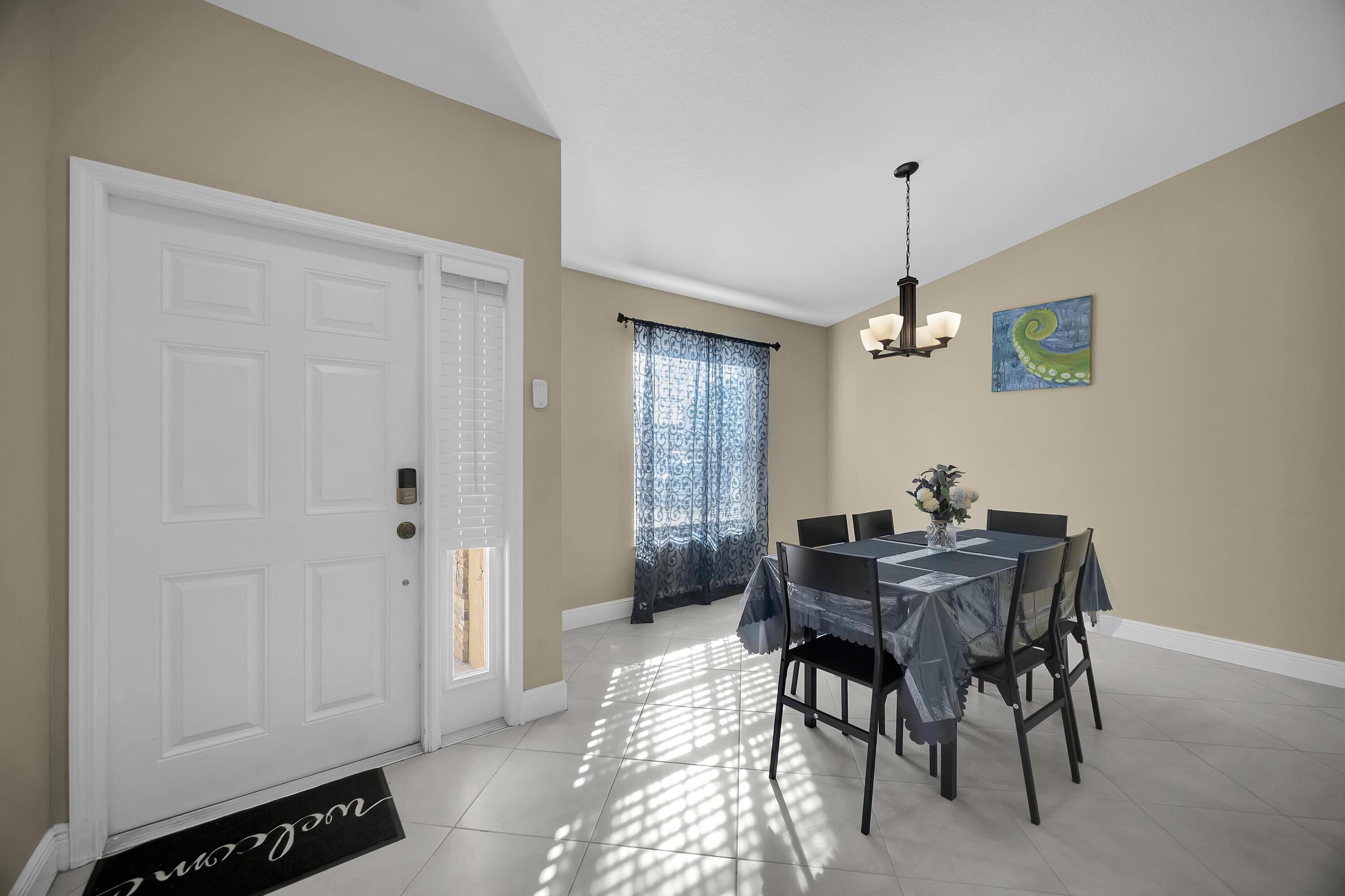 PORT ST LUCIE SECTION 15 - Residential Lease