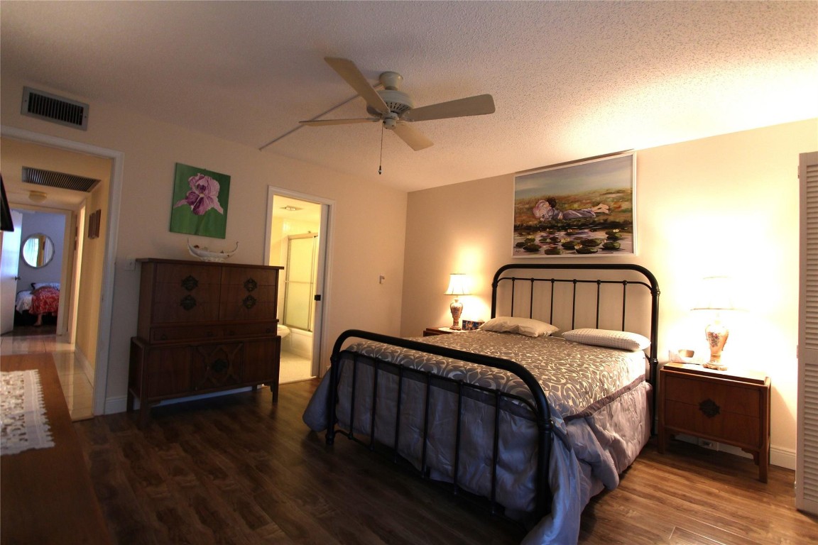 WYNMOOR VILLAGE - Residential