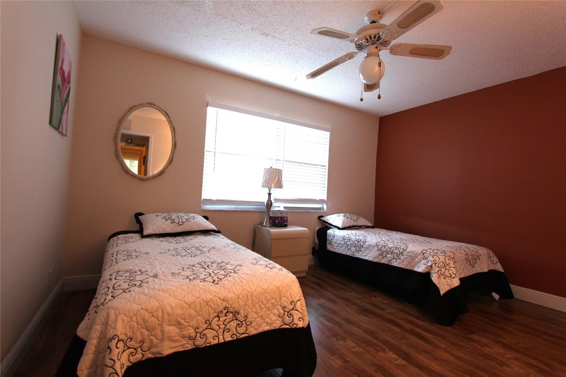 WYNMOOR VILLAGE - Residential