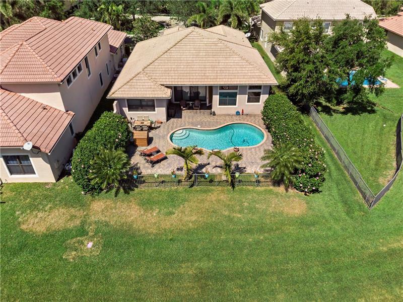 CASA BELLA - Residential