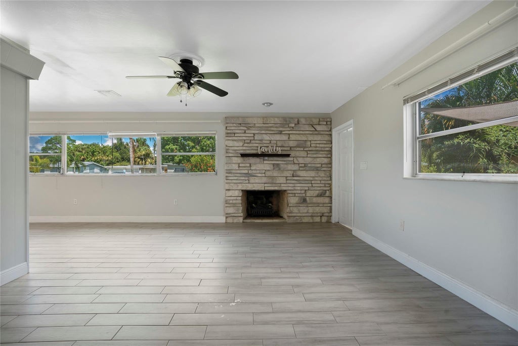 Photo of 618 Willows Avenue, Port Saint Lucie, FL 34952 (MLS # F10463623)