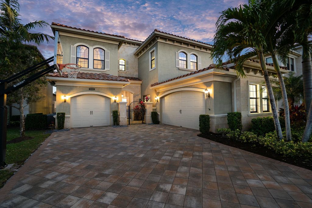 Photo of 9042 Moriset Court, Delray Beach, FL 33446 (MLS # R11071019)