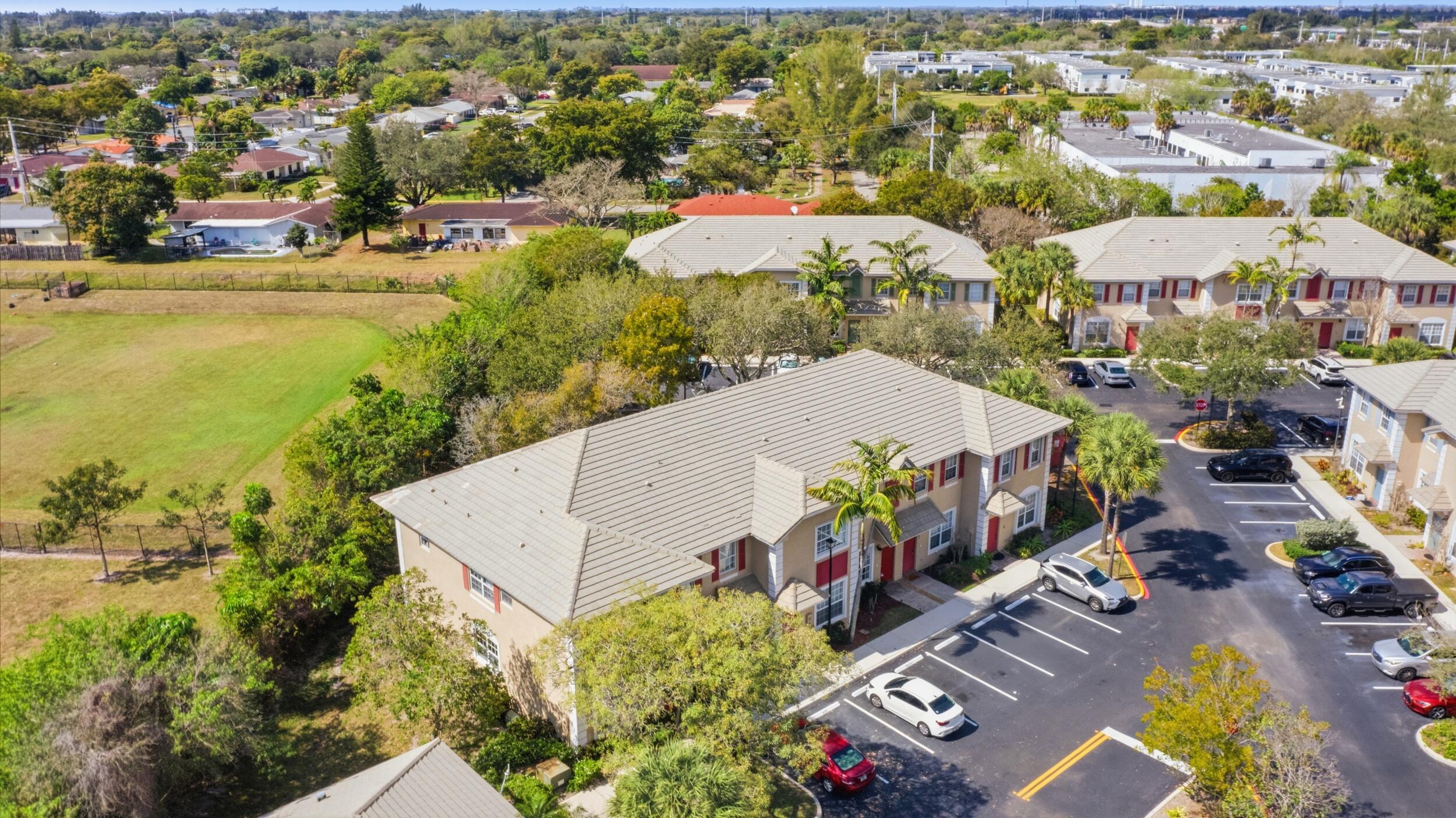 PARK PLACE AT PLANTATION - Residential