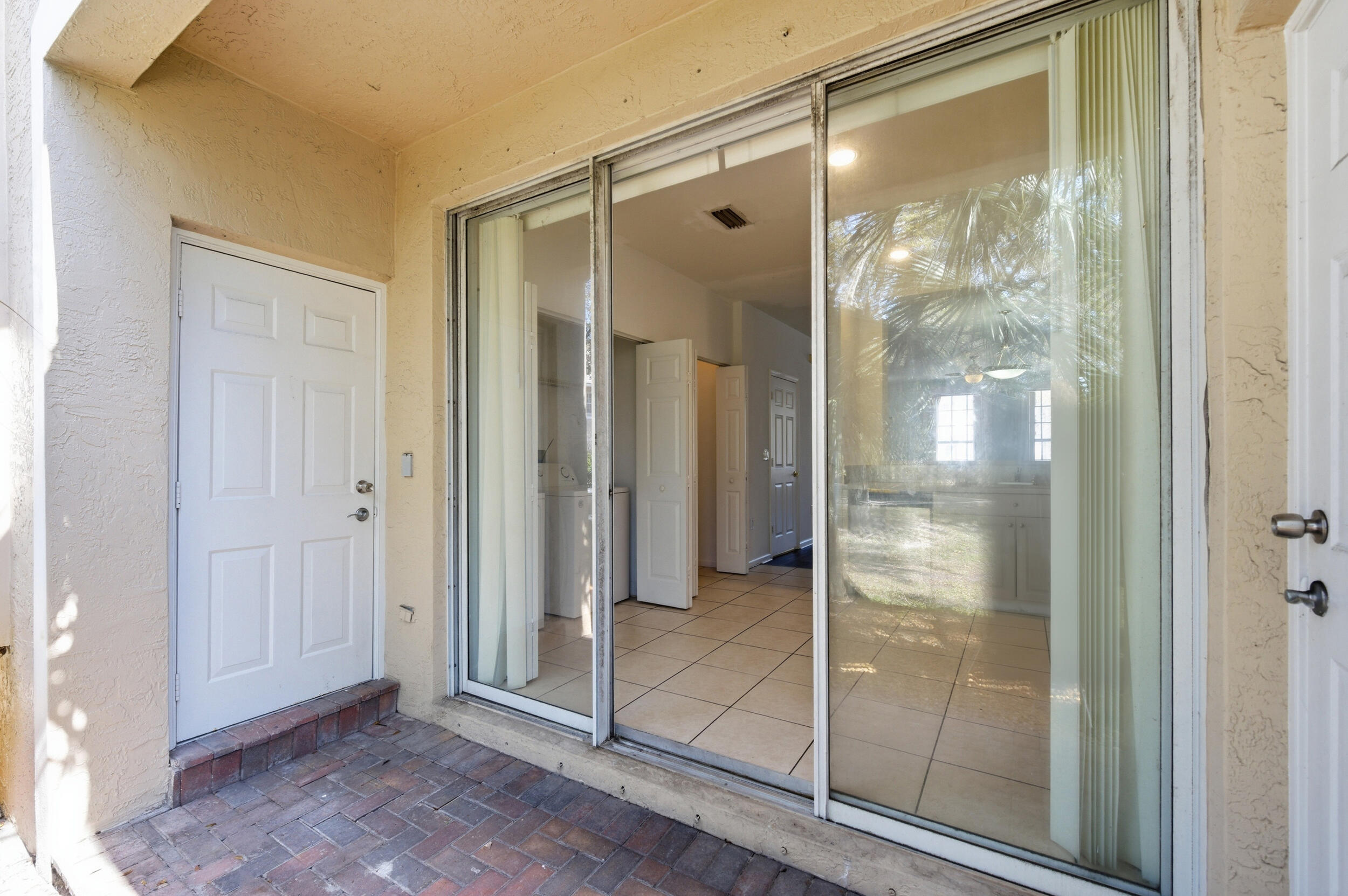 PARK PLACE AT PLANTATION - Residential