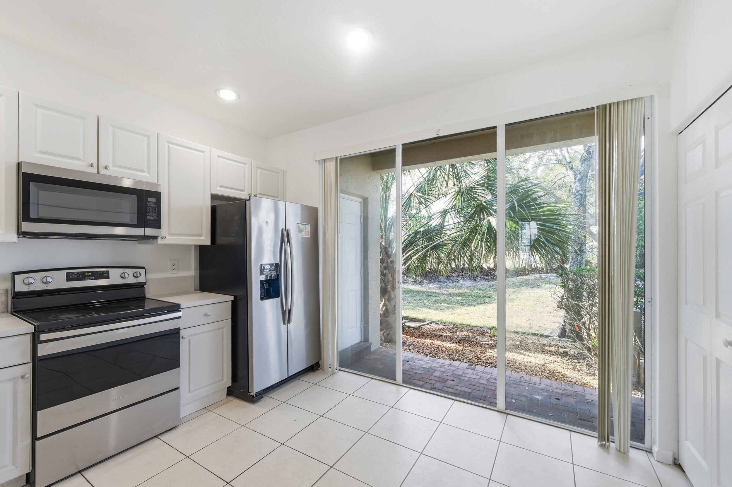 PARK PLACE AT PLANTATION - Residential