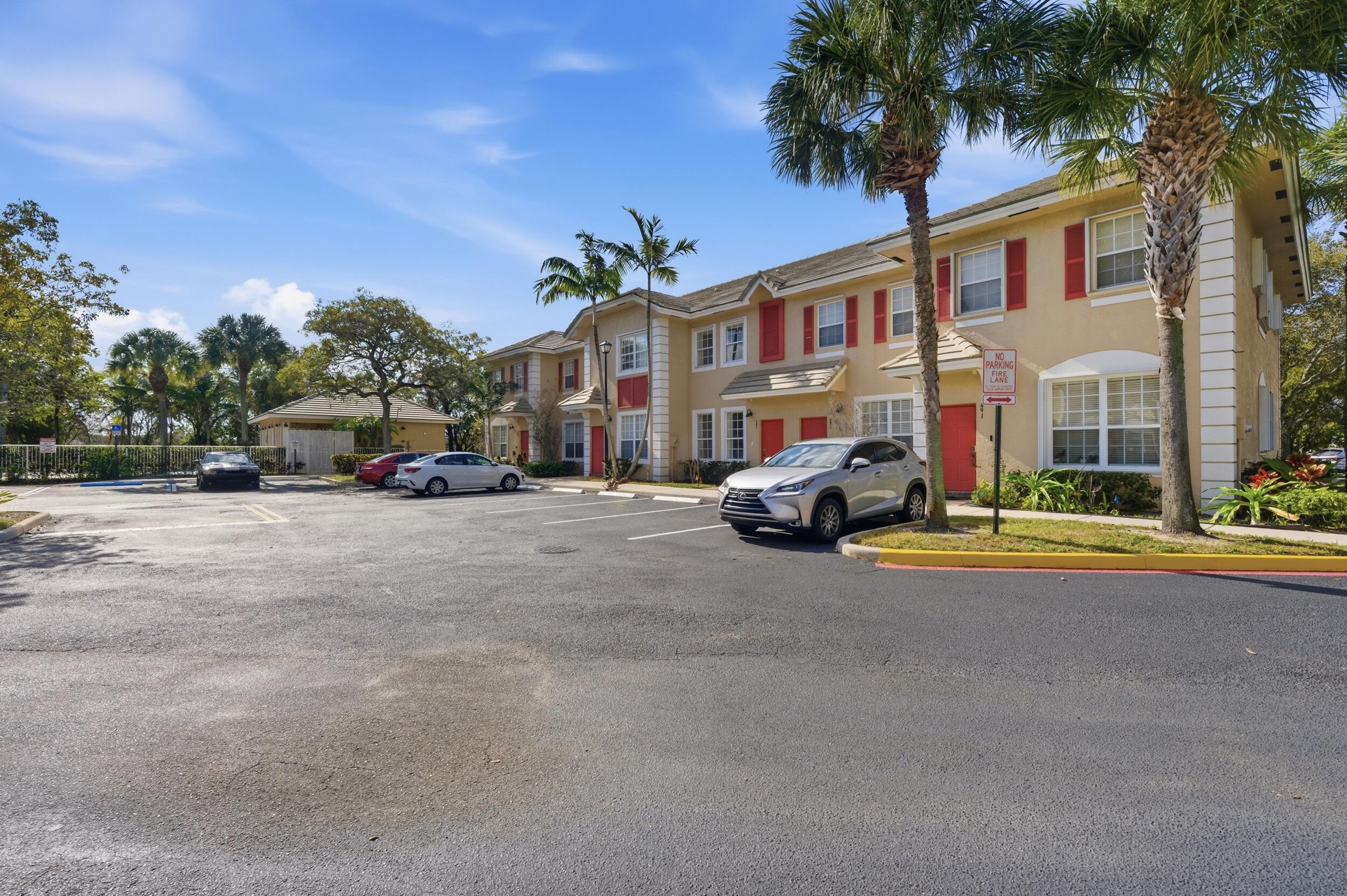 PARK PLACE AT PLANTATION - Residential