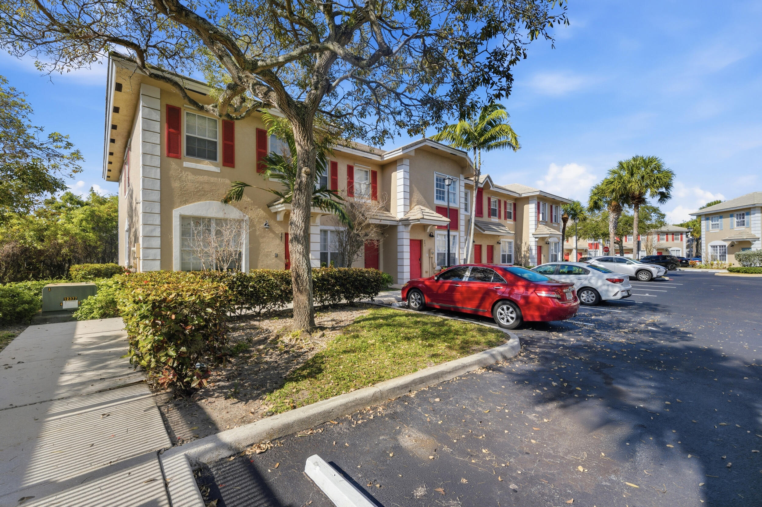 PARK PLACE AT PLANTATION - Residential