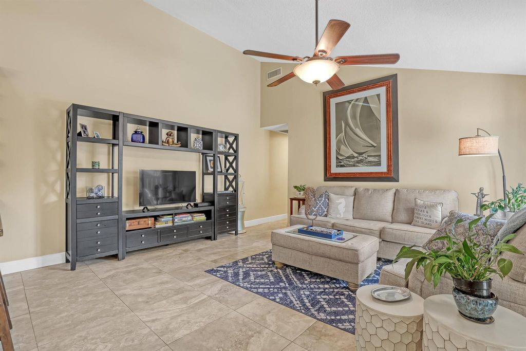 Photo of 5822 Golden Eagle Circle, Palm Beach Gardens, FL 33418 (MLS # R11097189)